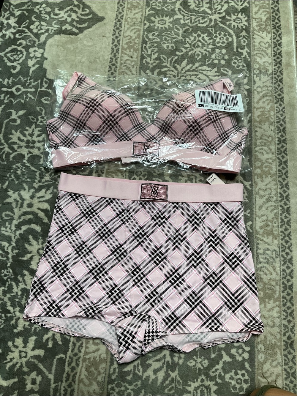 Victoria's Secret Pink Plaid Underwire Bra & High-Waist Briefs Set NWT 34B/Small